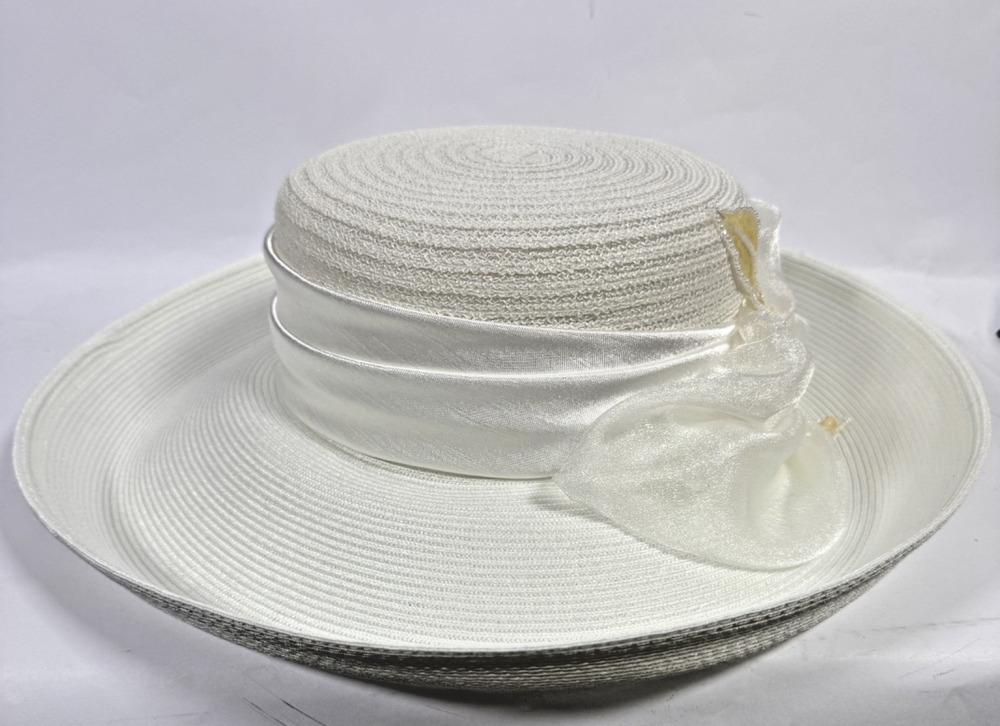 Vintage Giovannio Women’s Hat Wide Brim White Kentucky Derby Easter Cocktail